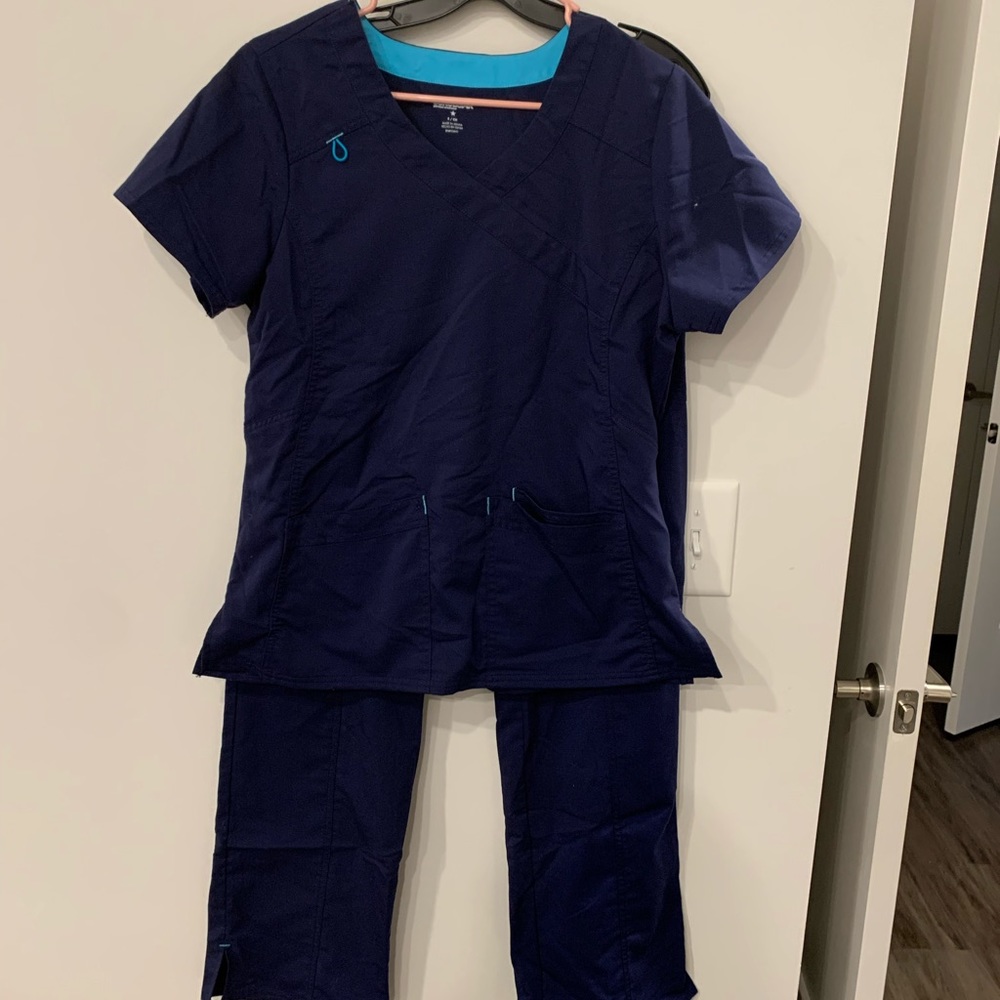 ScrubStar scrub set
